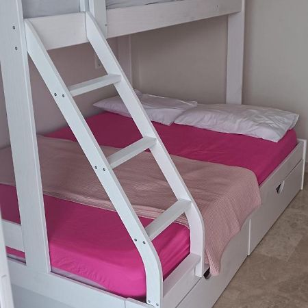 Appart Standing 2 Chambres 2Sdb Clim Piscine Parking Wifi Terrasse 21M2 Local Velo Port-Aventura, Plage, Centre Salou Ngoại thất bức ảnh